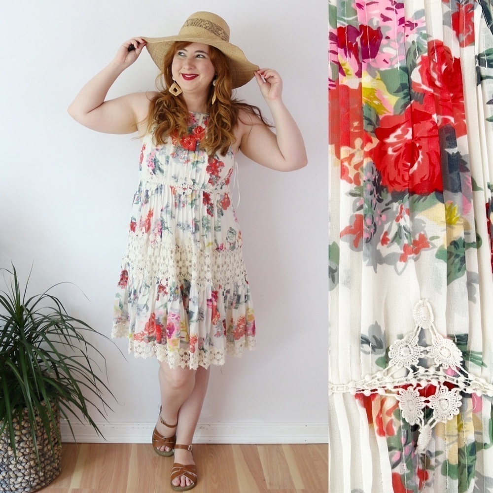 Anthropologie Ranna Gill Kalila Dress Cream Floral Crochet Lace Pleated Halter M
